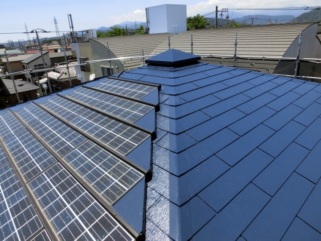住宅ができるまで 屋根材 コロニアル